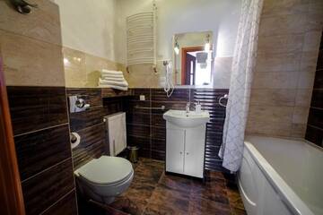 Фото номера Двухместный номер с 1 кроватью Курортные отели Rezydencja Pod Tężnią &amp; Spa г. Иновроцлав 7